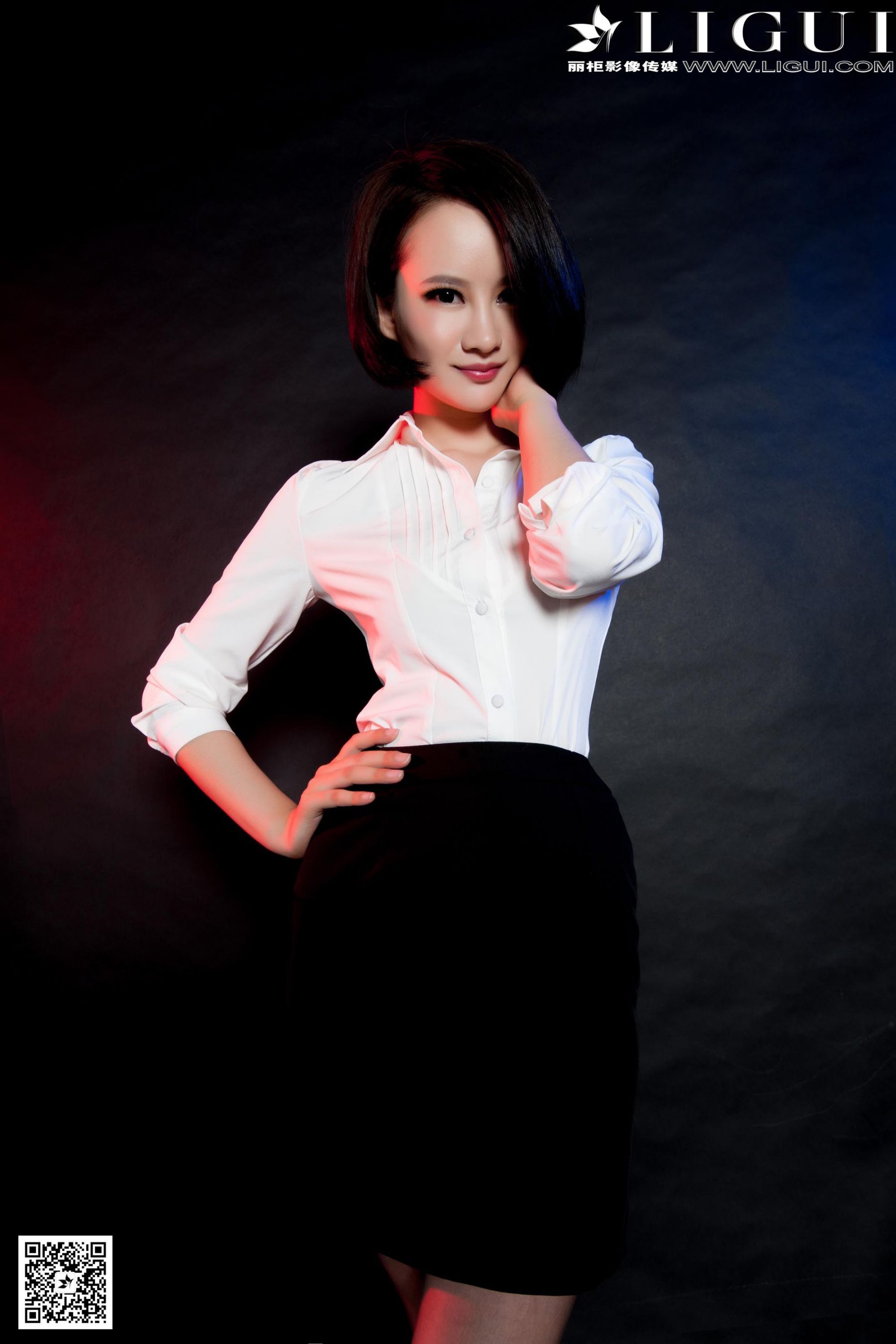 [丽柜LiGui] Model AMY《红高跟短发灰丝女郎》美腿玉足写真图片  第0张