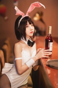 [萝莉COS] 桜桃喵《(加藤惠)兔女郎》 