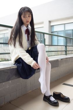[森萝财团] JKFUN-001 甜米 纯纯的白丝学妹 