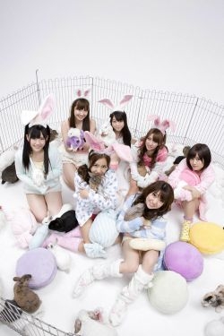 AKB48《ワンダー.バニー.パーティー》 [YS Web] Vol.397 