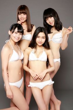 AKB48成员(小嶋真子、加藤玲奈、田野優花、高橋朱里)《18歳のAKB48》 [YS Web] Vol.657 